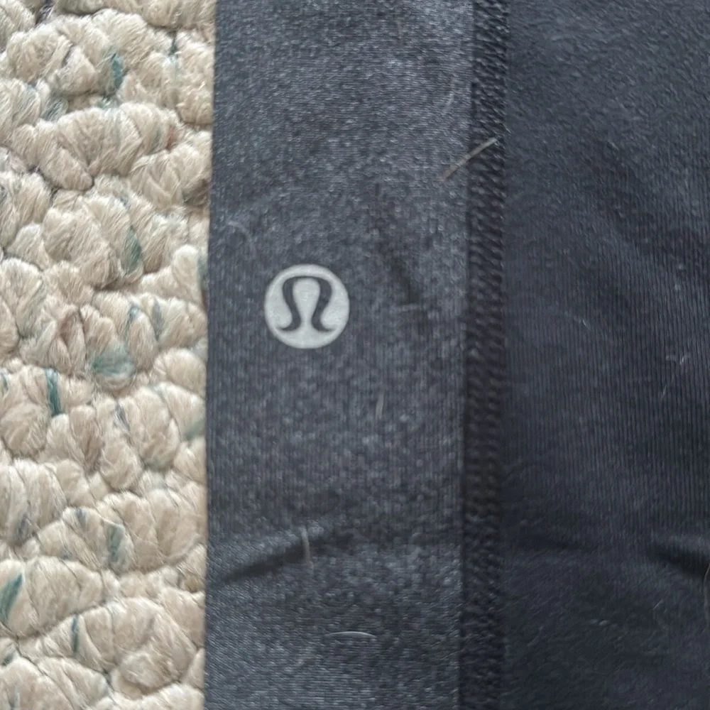 Lululemon Athletica Cropped Leggings